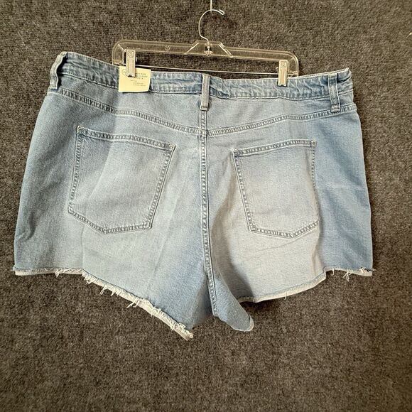 Universal Thread NWT Hi-Rise Cut-offs Size 22 Distressed Denim Comfort Stretch - Picture 7 of 13